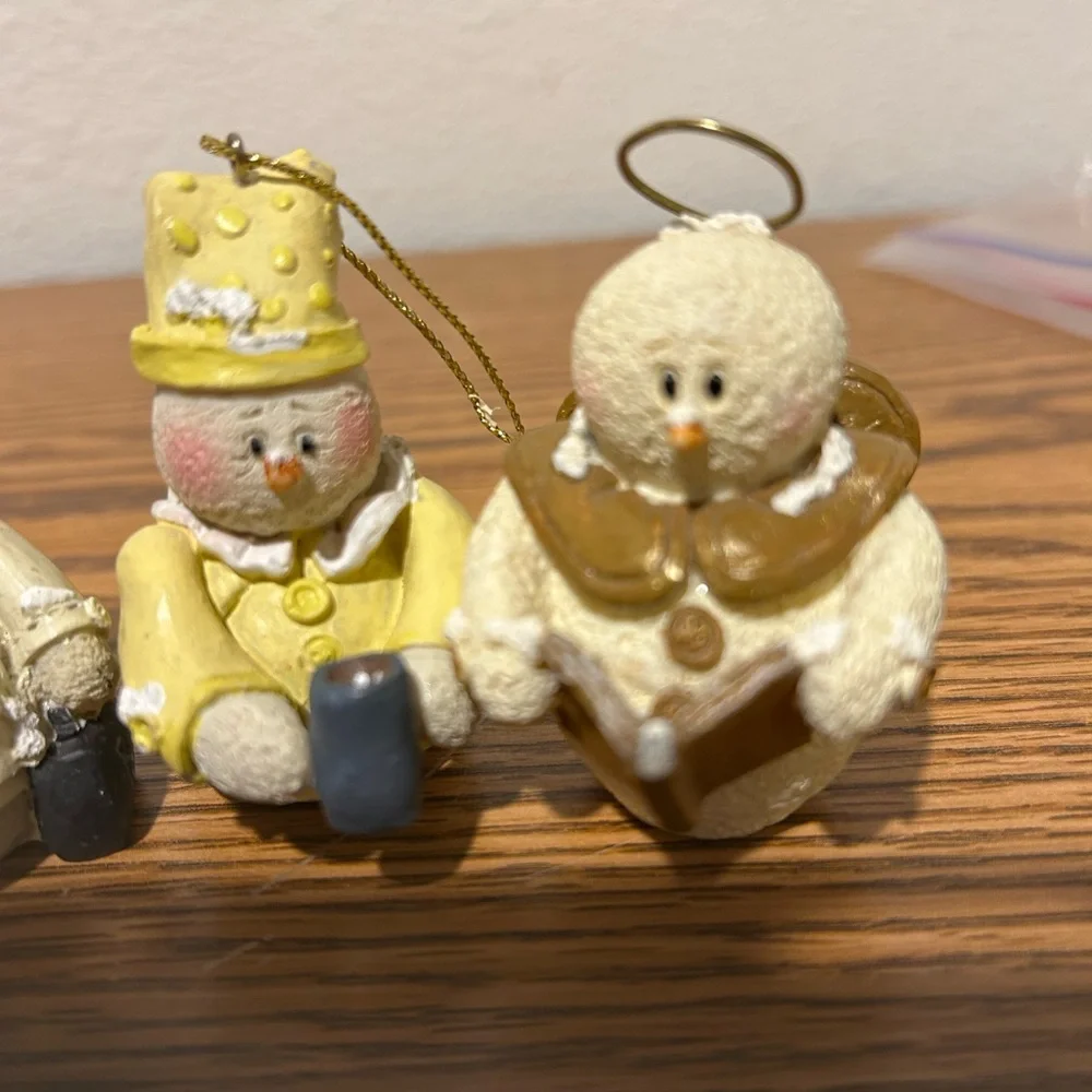 Adorable Trio of Snowberry Snowman Ornaments - Picture 4 of 7